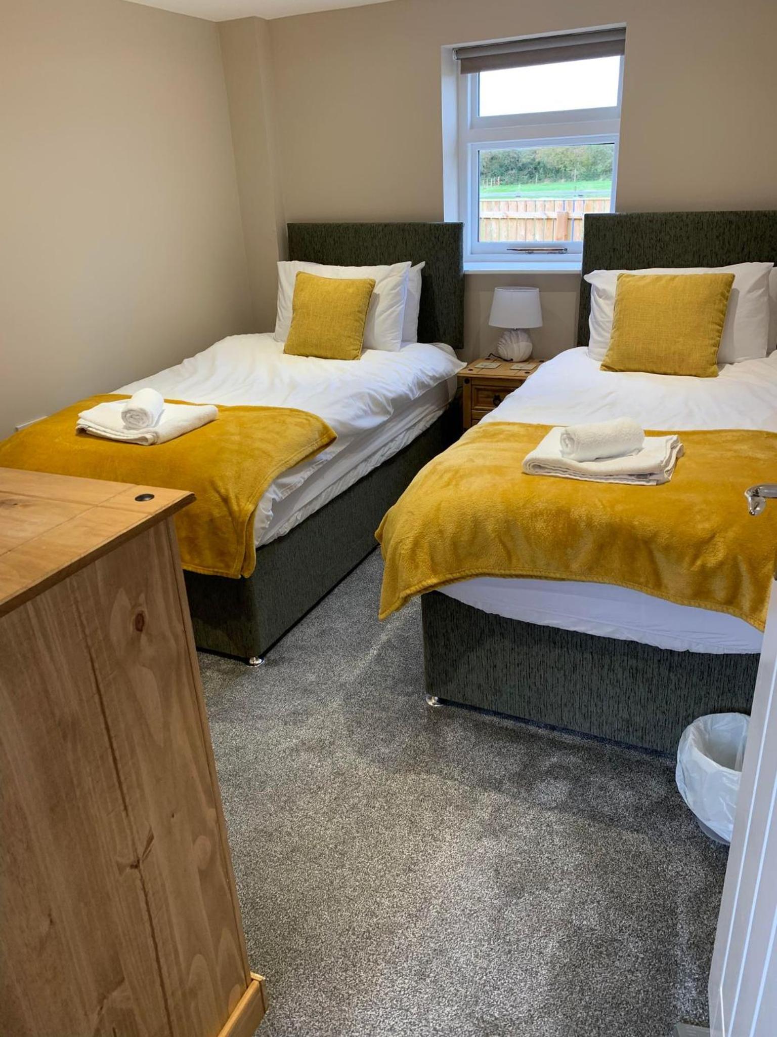 The Dairy, Field House Farm, countryside cottage near York view 5
