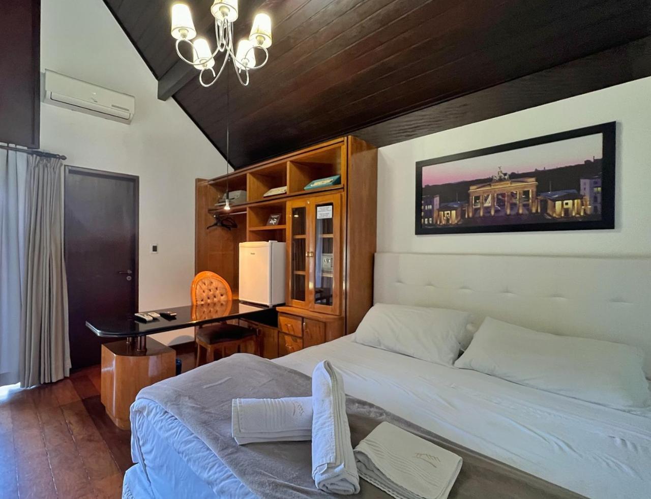Casa Branca Pousada