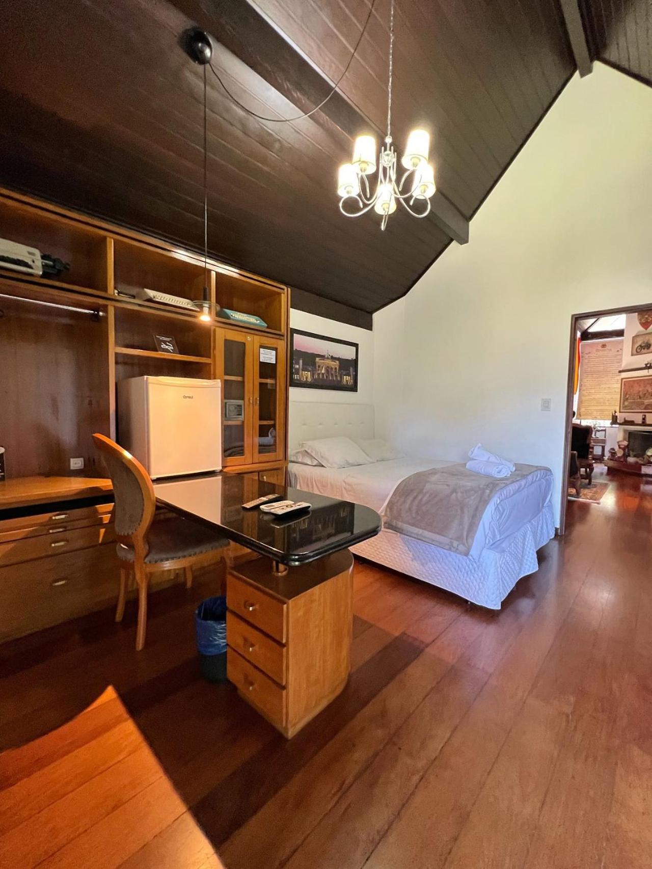 Casa Branca Pousada