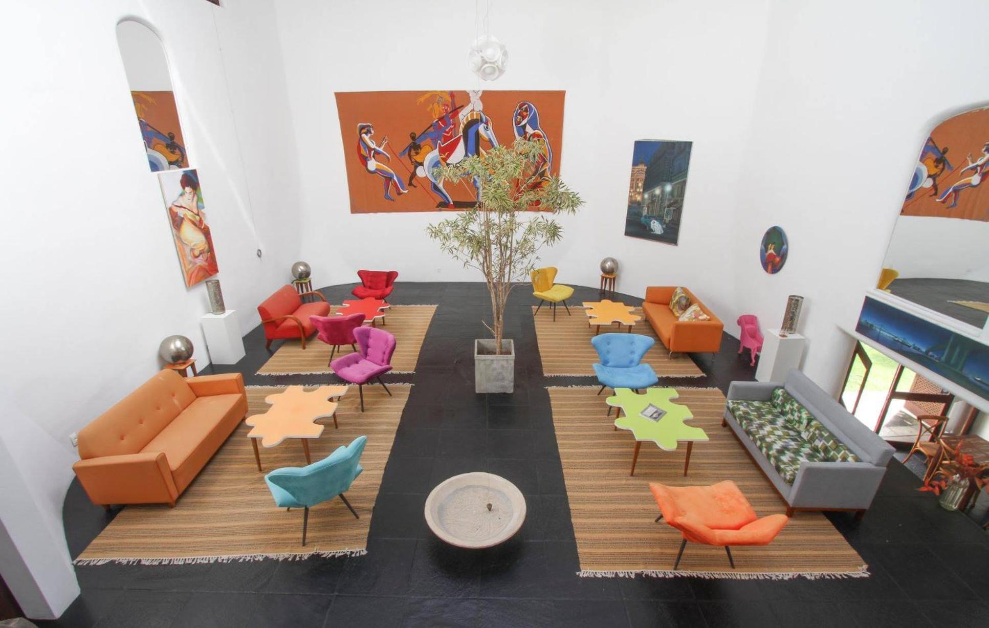 lounge