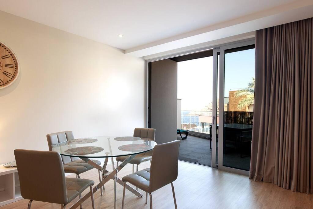 The Jolie - Lava Pools Apartments view 2