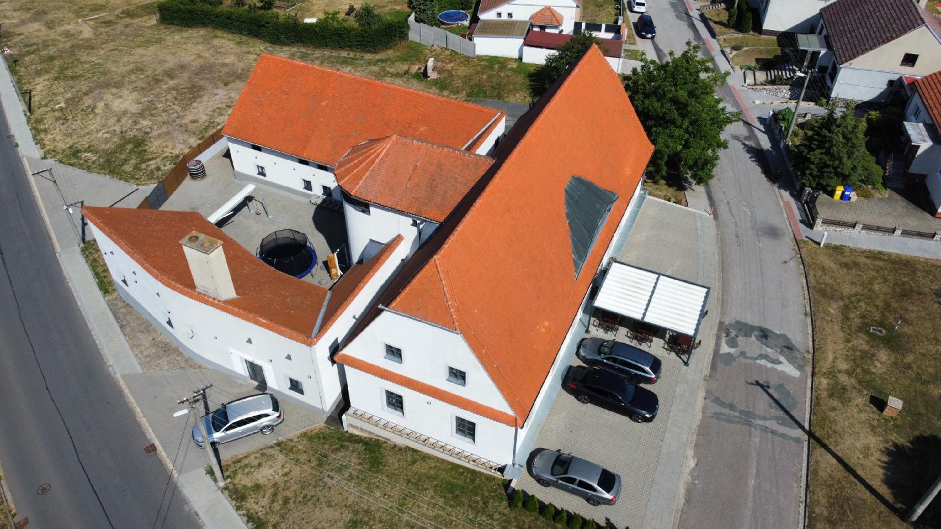 Hotel 14Dveří