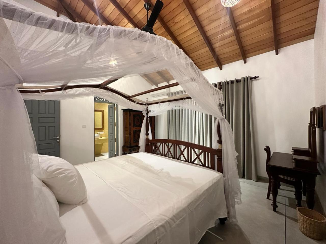 Oak Tree Villa view 5
