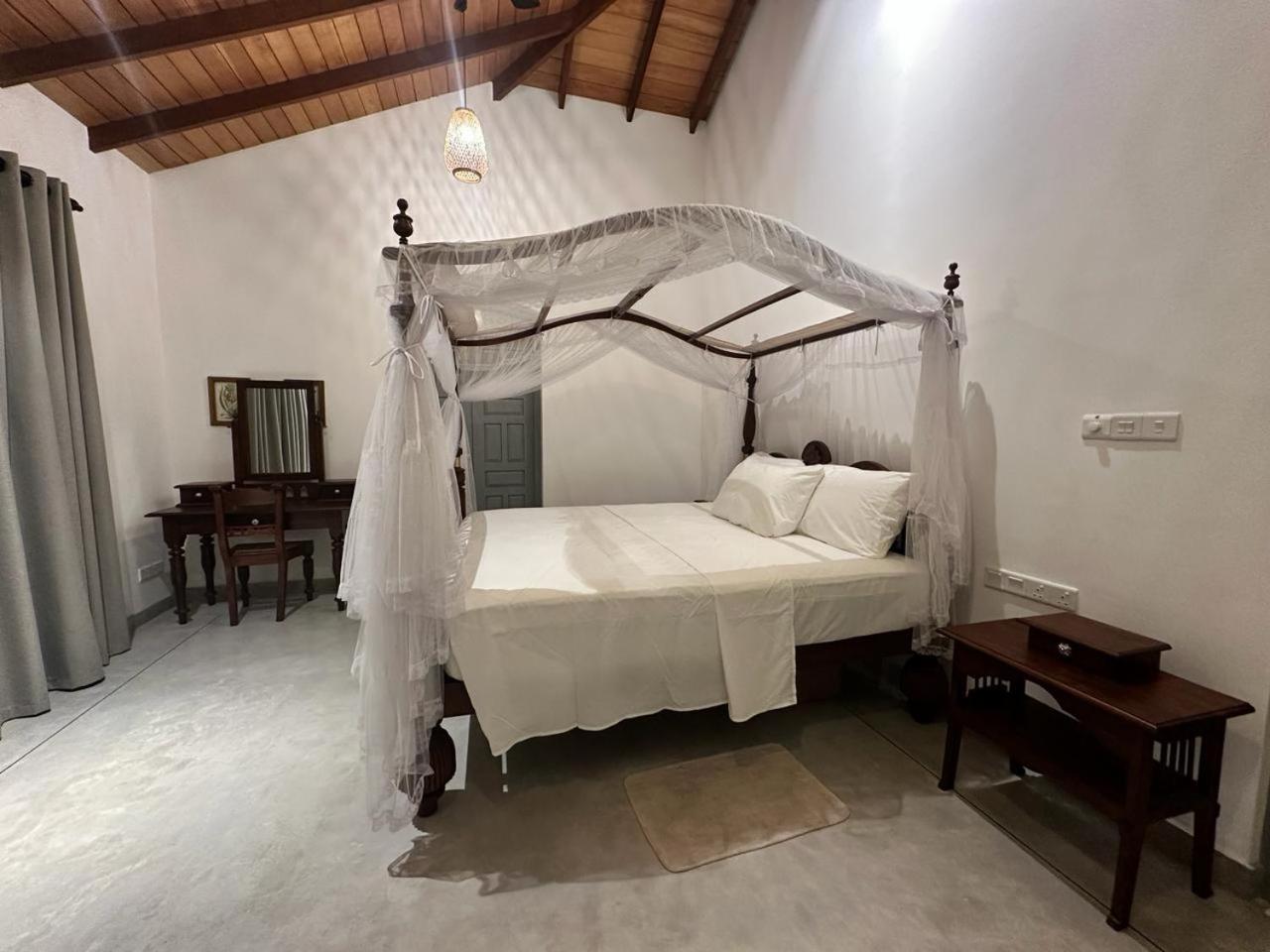 Oak Tree Villa view 4
