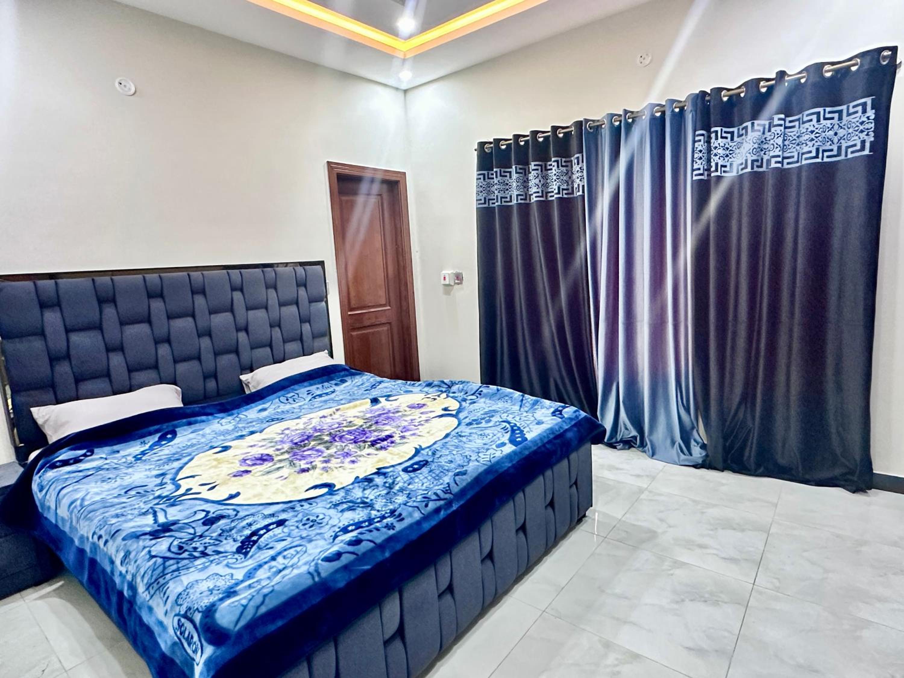 Homely Guest House