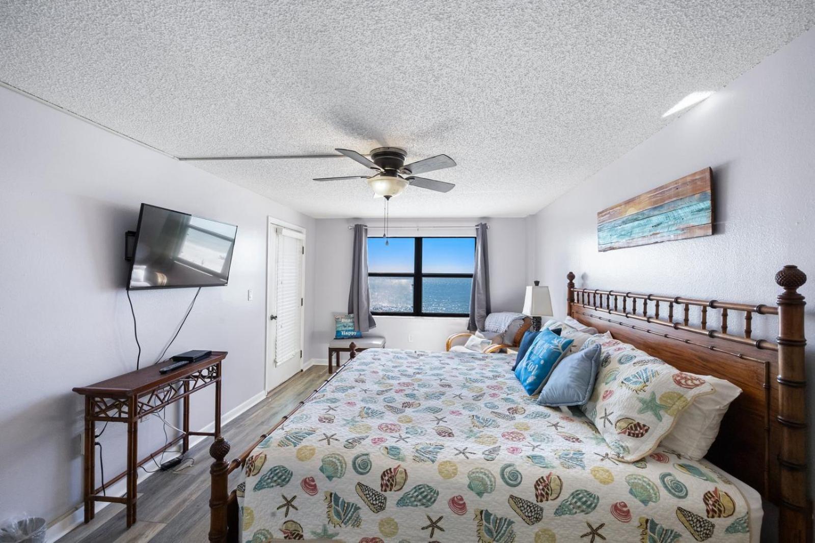 Direct Beachfront - 3b 2b - Beach Place #411