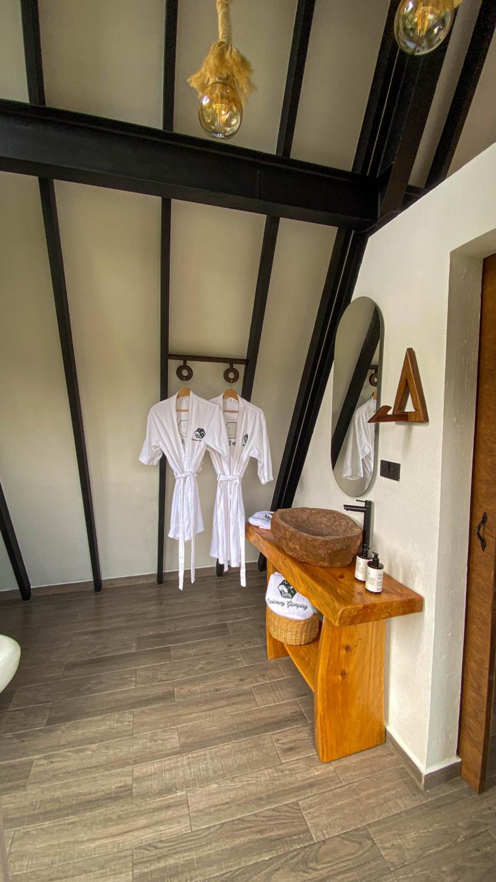 Ecoluxury Glamping