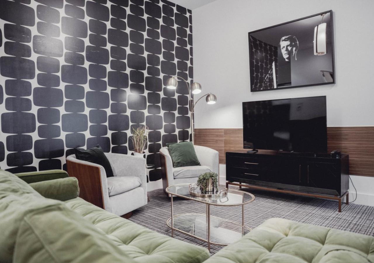 Reunion Hotel