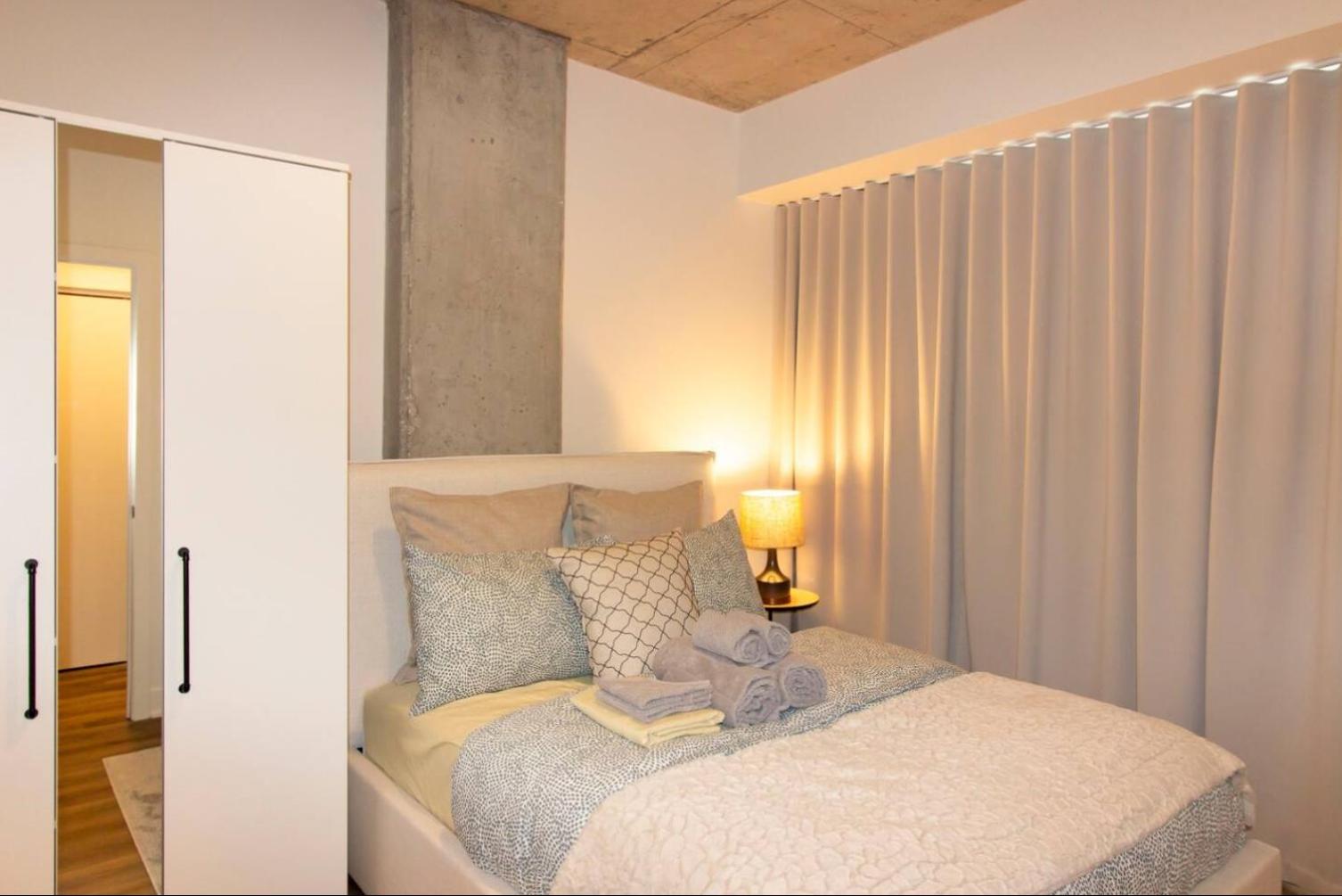 2Br+Gym for VIP Corporate & Students Downtown MTL