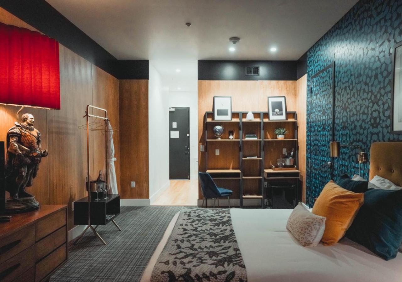 Reunion Hotel