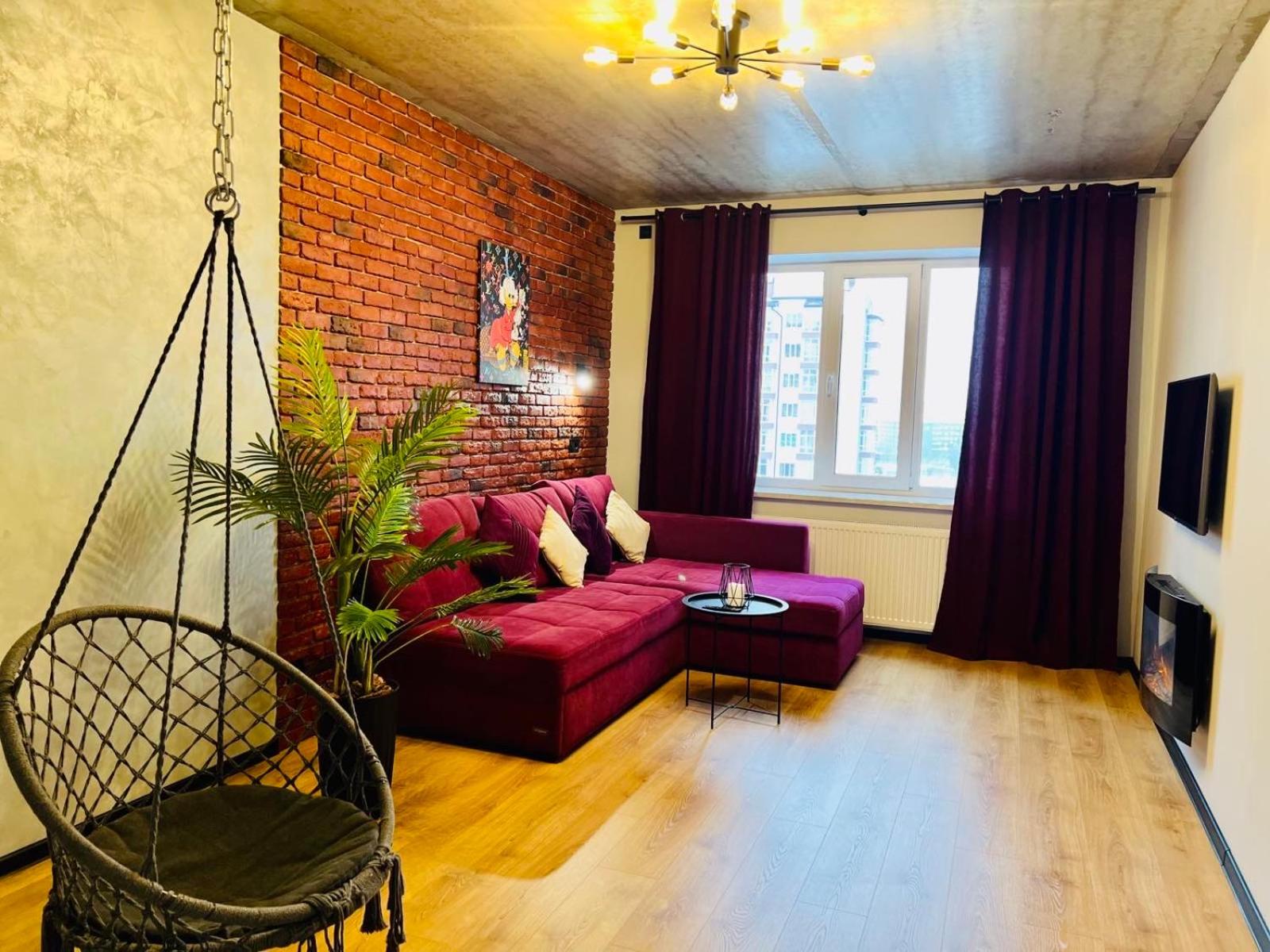Gold Apartment Vysochana18