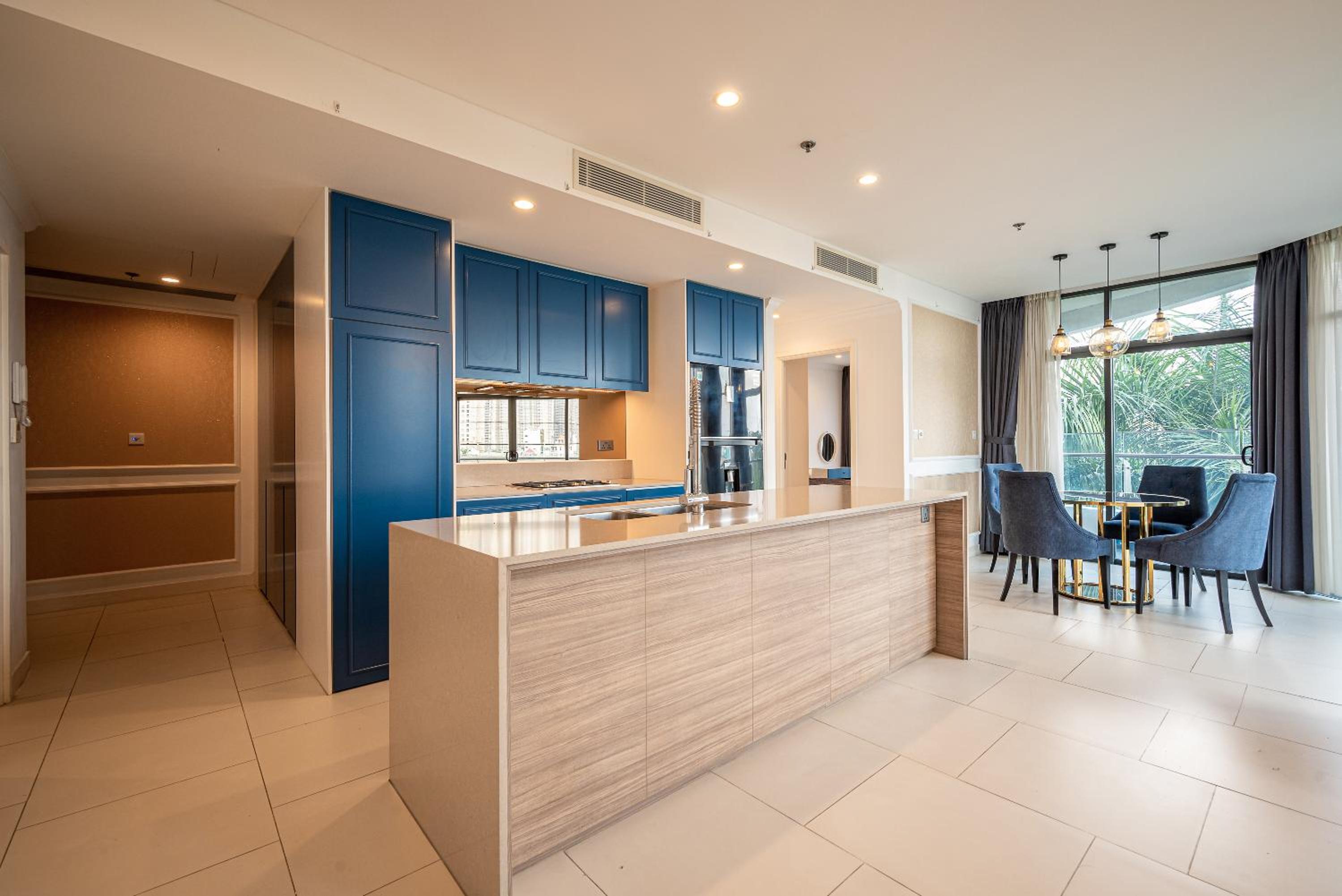 Căn hộ 2 phòng ngủ 2 phía 108 sqm có bancony rộng tại City garden