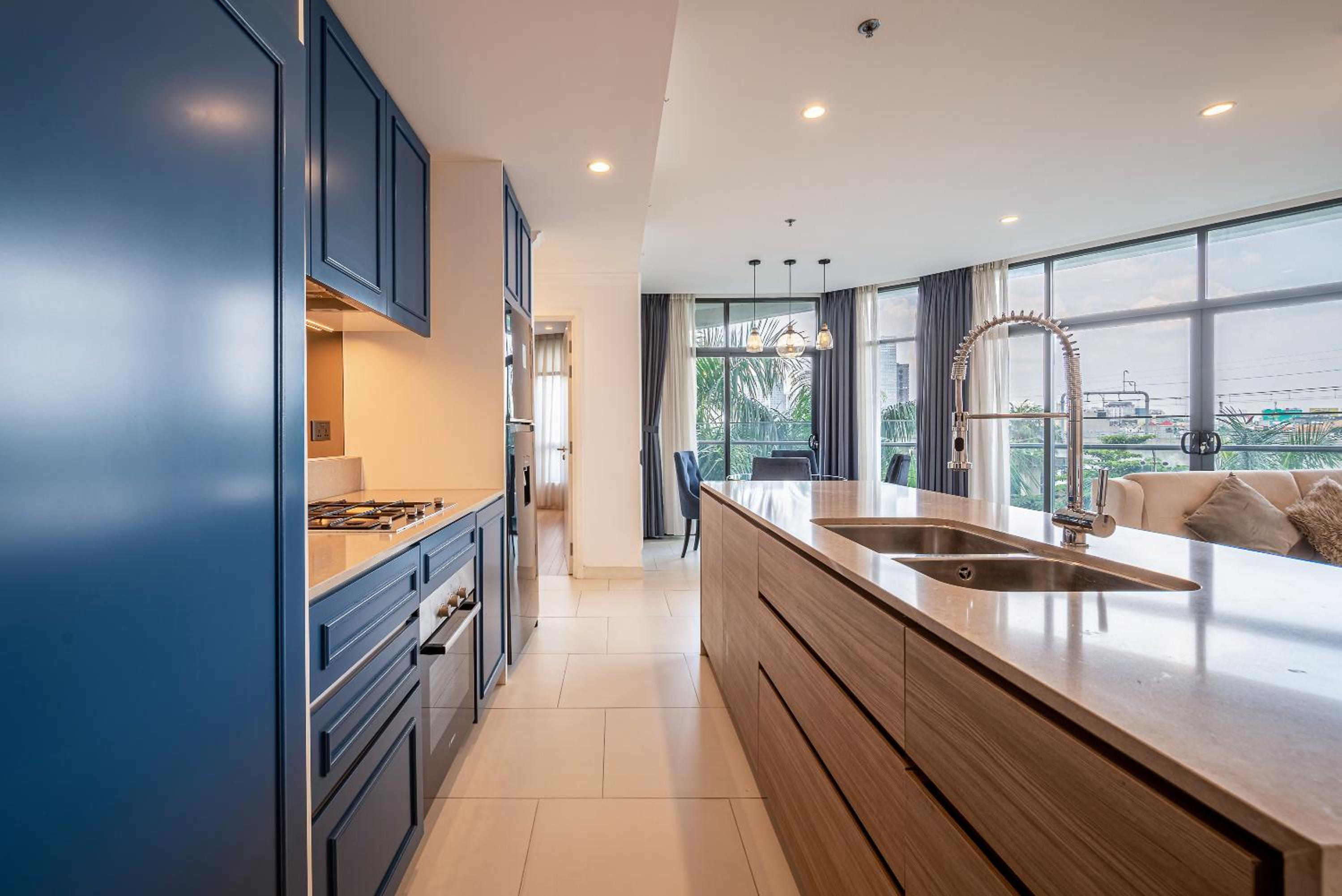 Căn hộ 2 phòng ngủ 2 phía 108 sqm có bancony rộng tại City garden