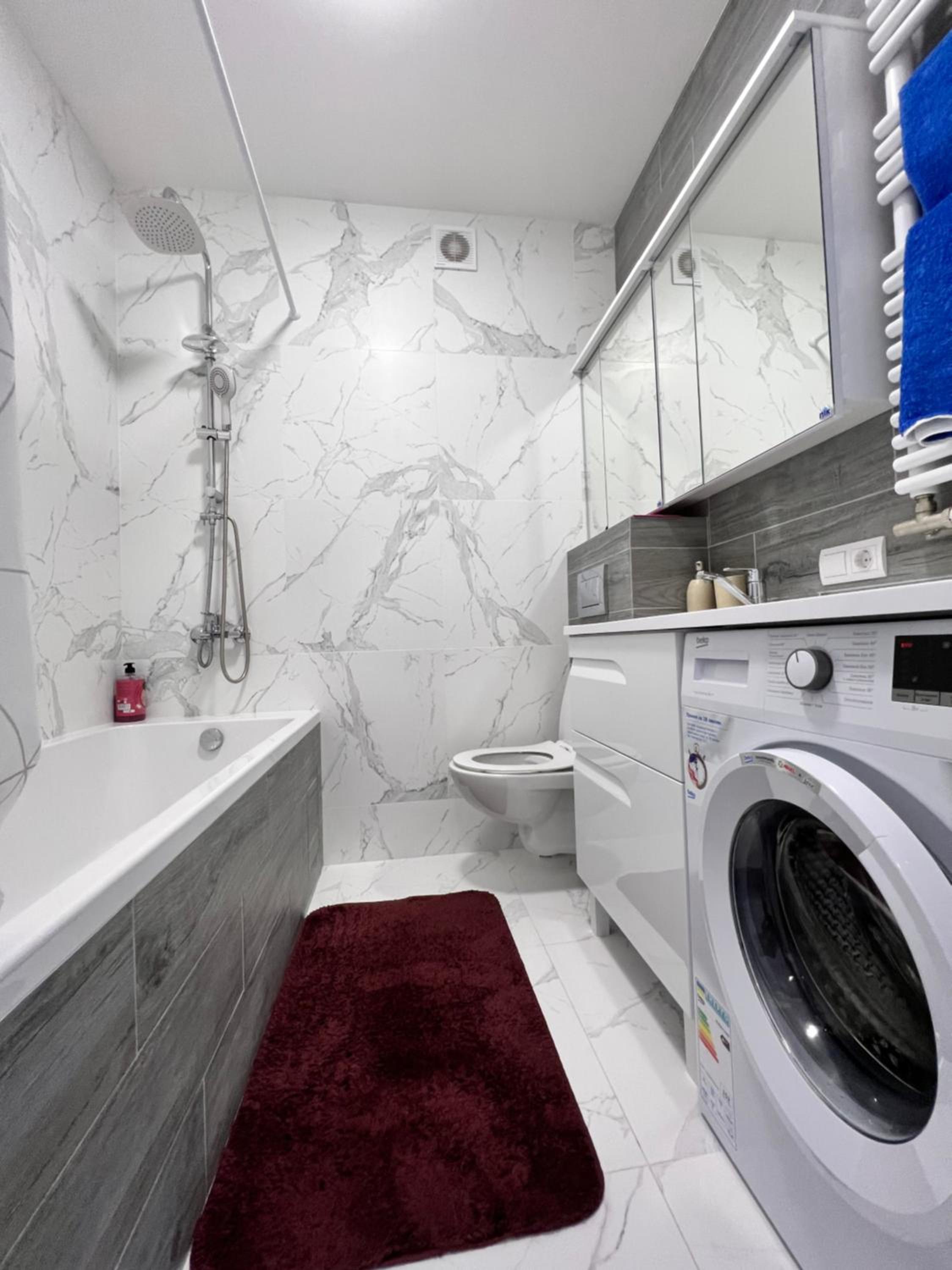 Gold Apartment Vysochana18