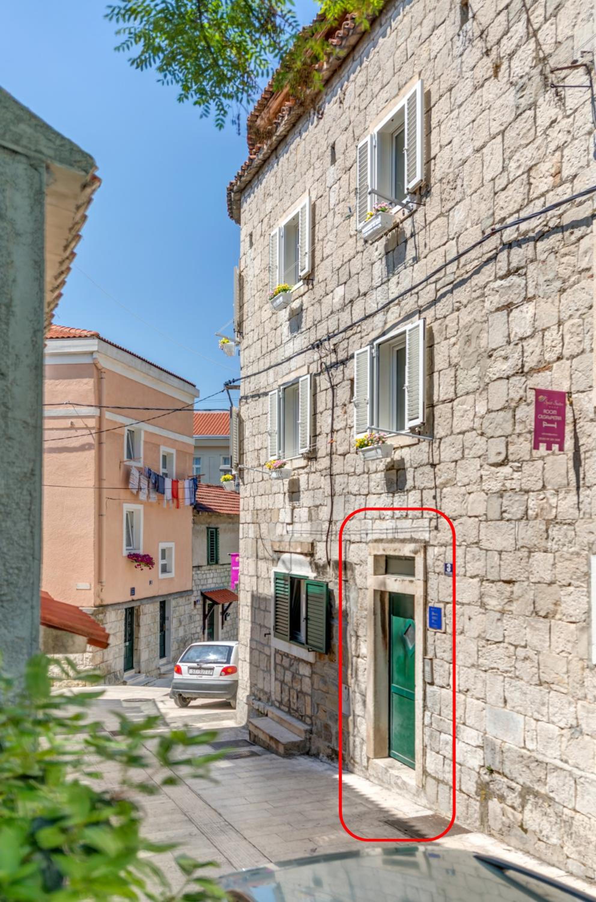 Luxury room Ana 3 in the heart of Split view 3