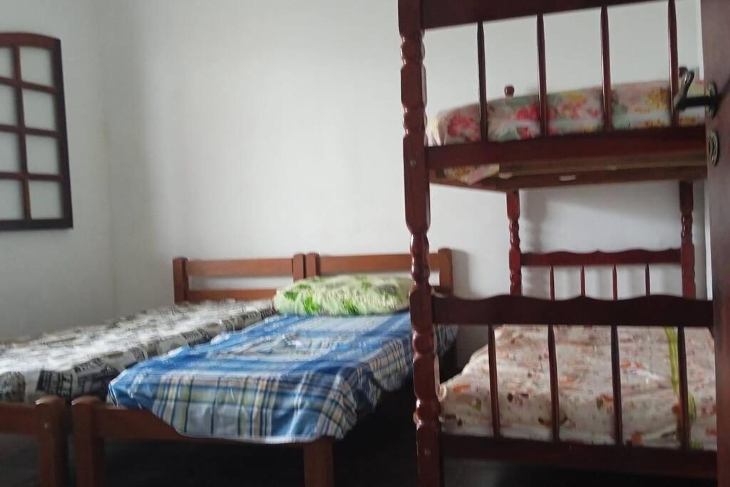 Casa espaçosa garagem para 6 carros