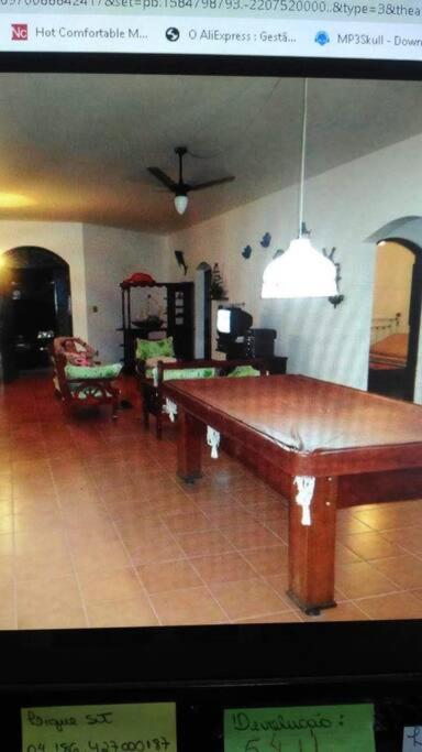 Casa espaçosa garagem para 6 carros