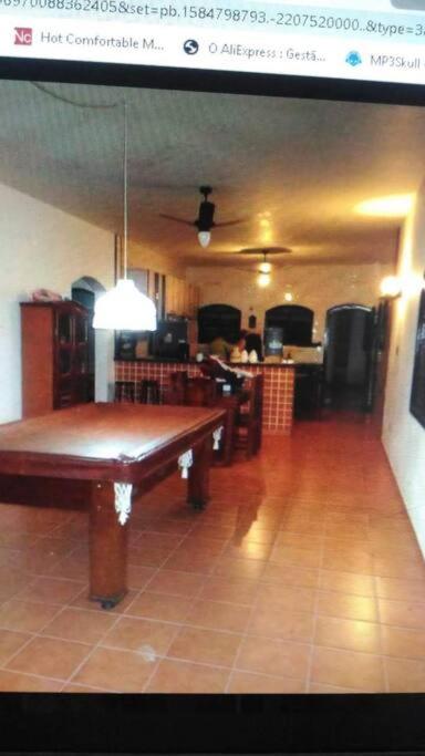 Casa espaçosa garagem para 6 carros