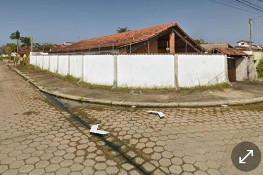 Casa espaçosa garagem para 6 carros