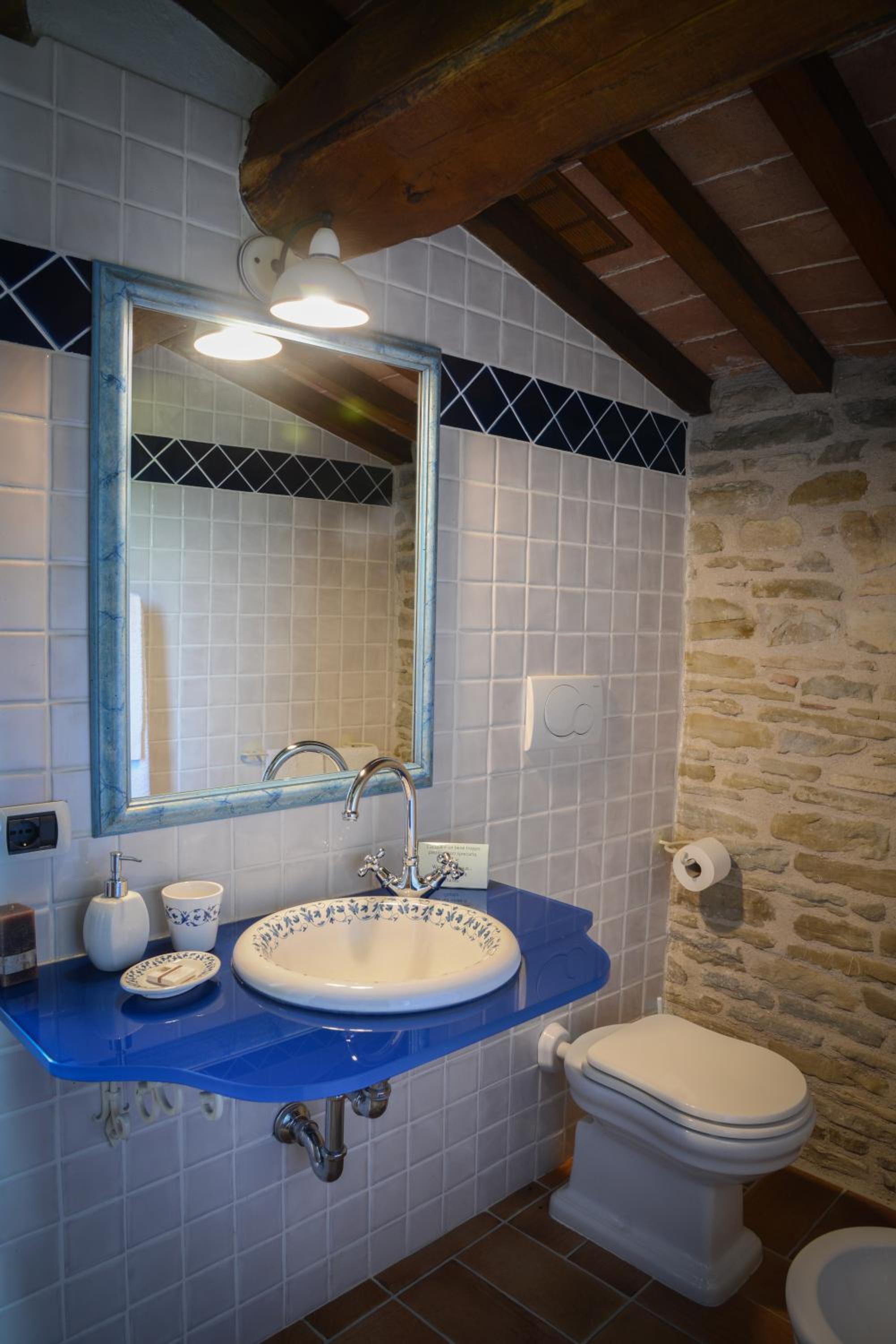 Stunning villa with pool, Jacuzzi and wonderful view