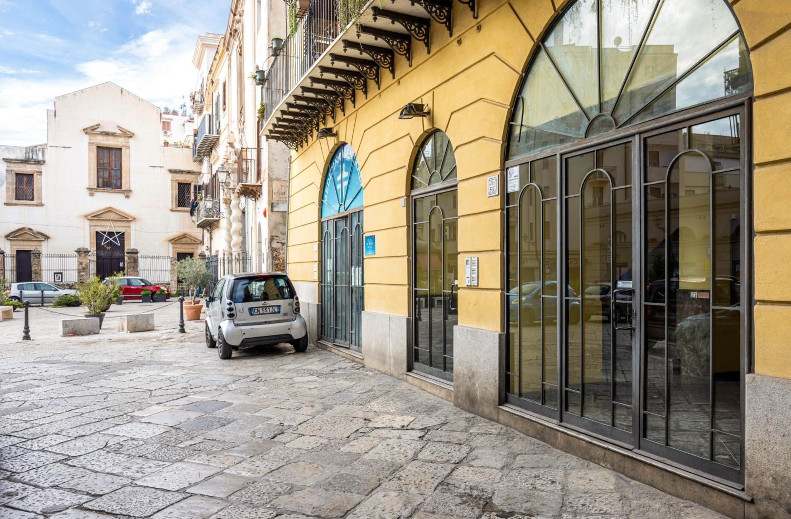 Hotel Sedie Volanti Apartment