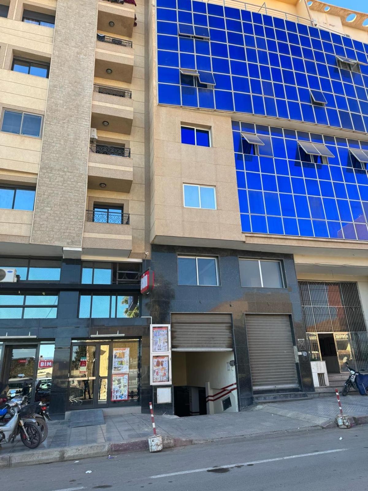 Appartement Terazza, Boulevard Mohammed Derfoufi, Oujda, pres de la station des grands taxis vers Berkane, Saidia, Nador