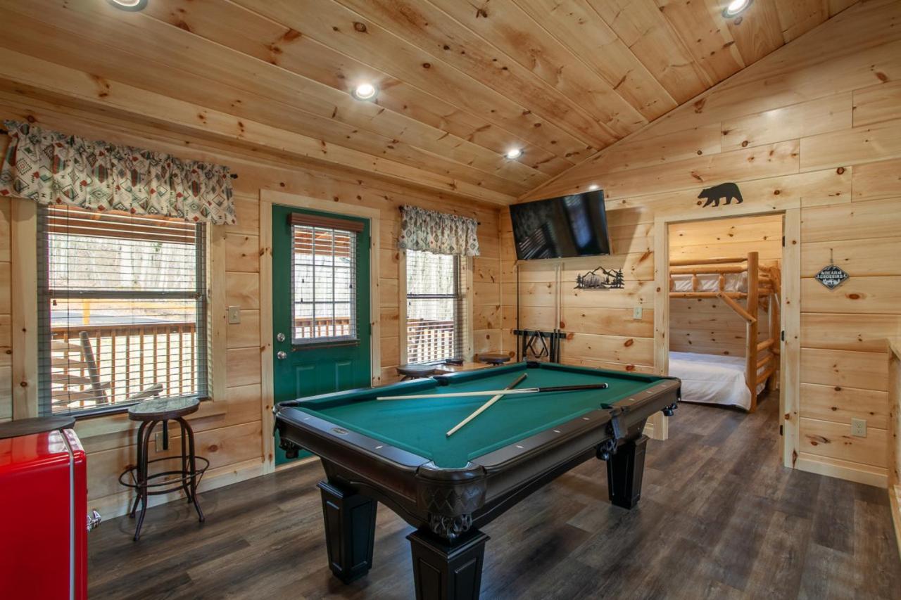Tennessee Time Hot Tub GameRoom view 2