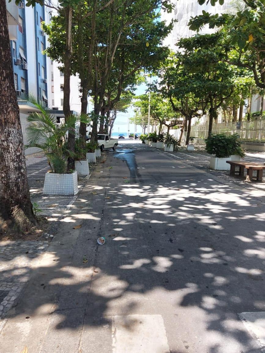 Flat Pitangueira com Piscina-Capitânia Varan