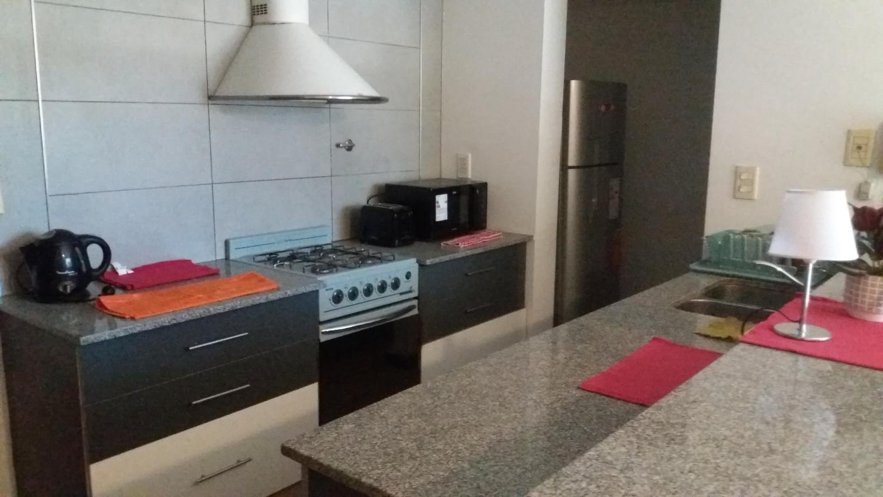 Departamento calle Belgrano Godoy Cruz con cochera