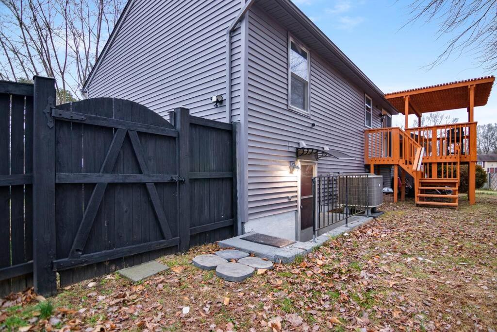 Cozy Winter 4BR Near DC with Firepit & Cocoa Bar view 5