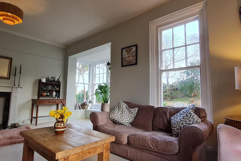 Large Period House in Mullion