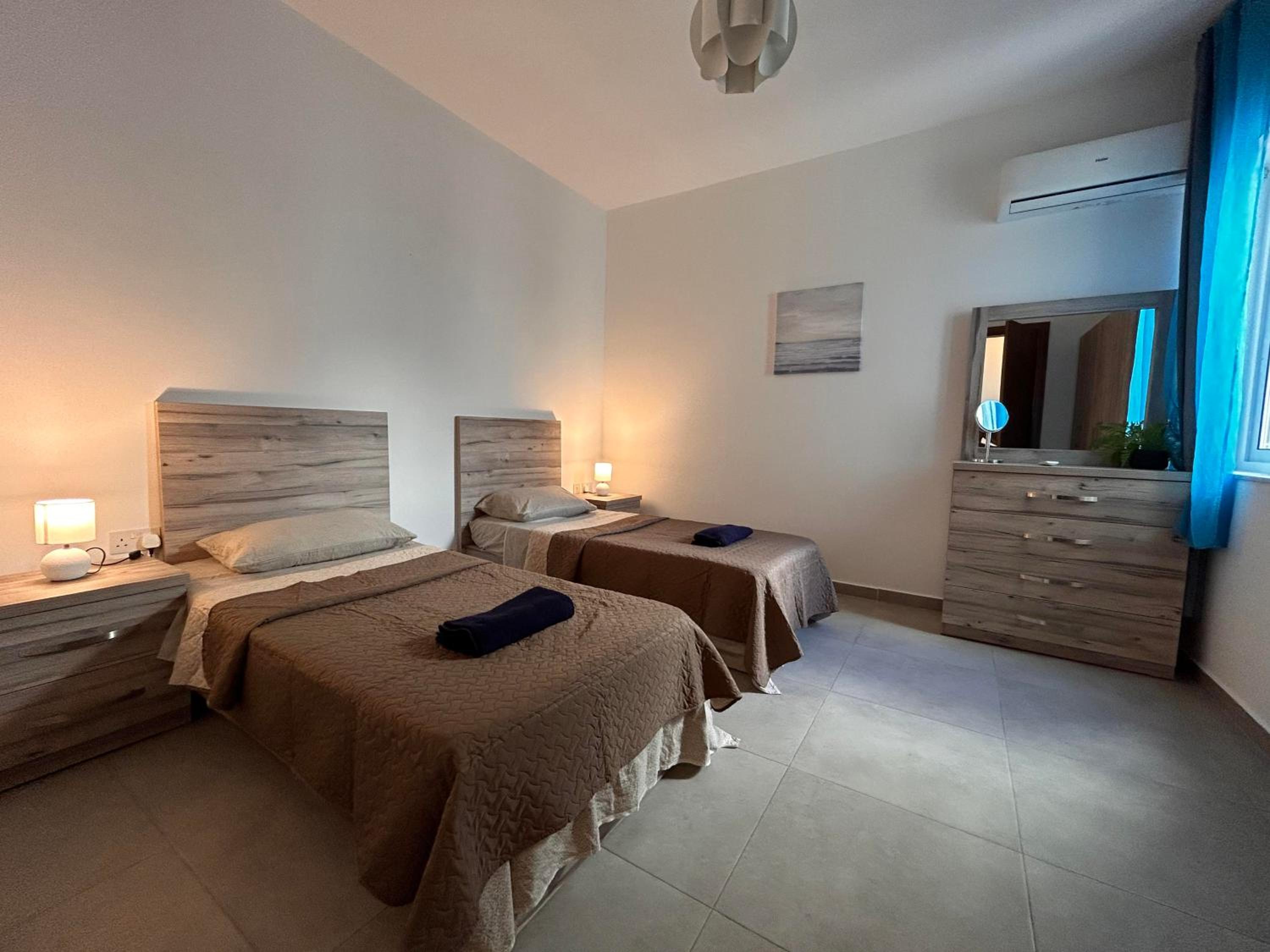 Spacious Qawra Penthouse, photo 19