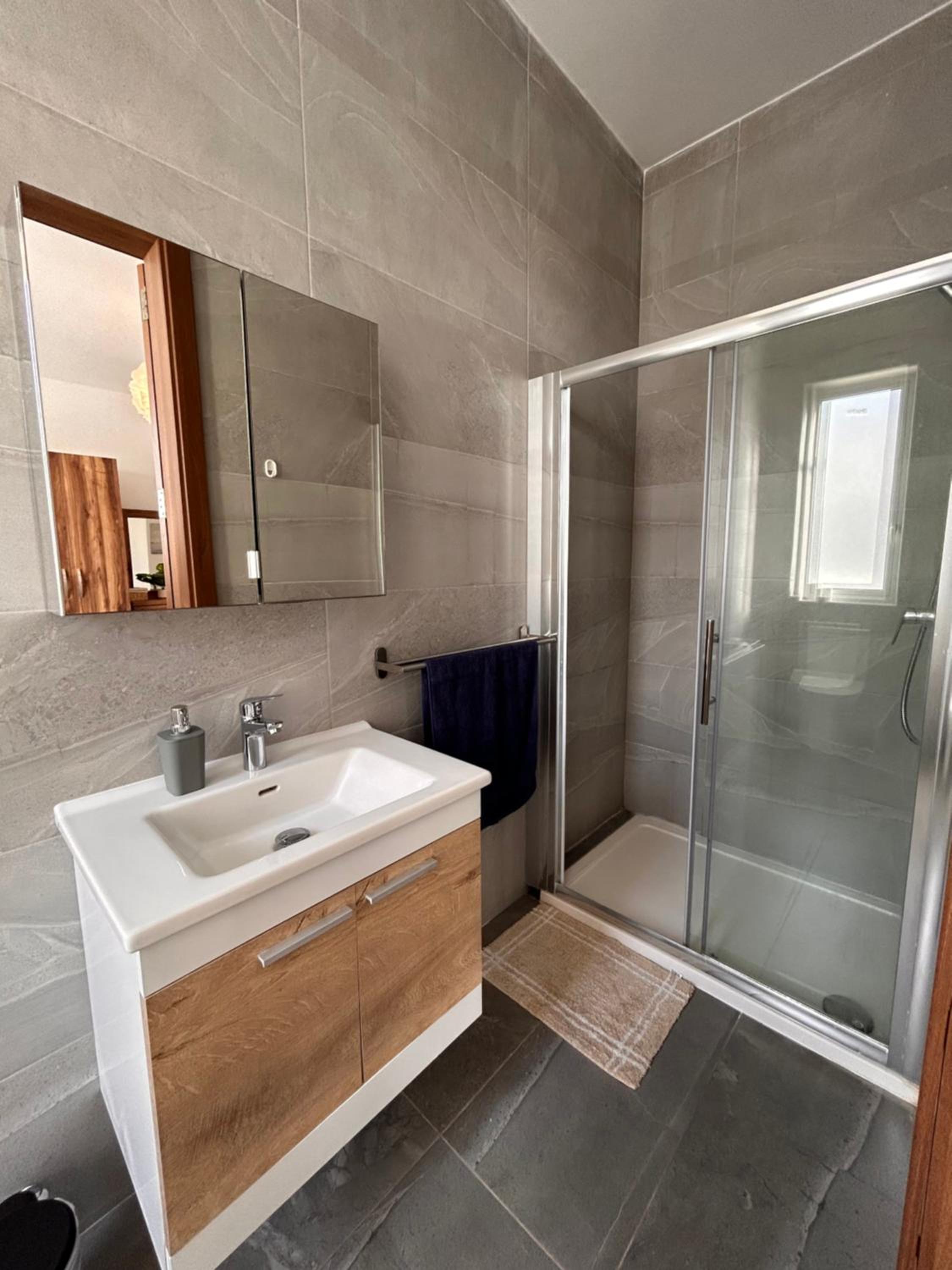 Spacious Qawra Penthouse, photo 10