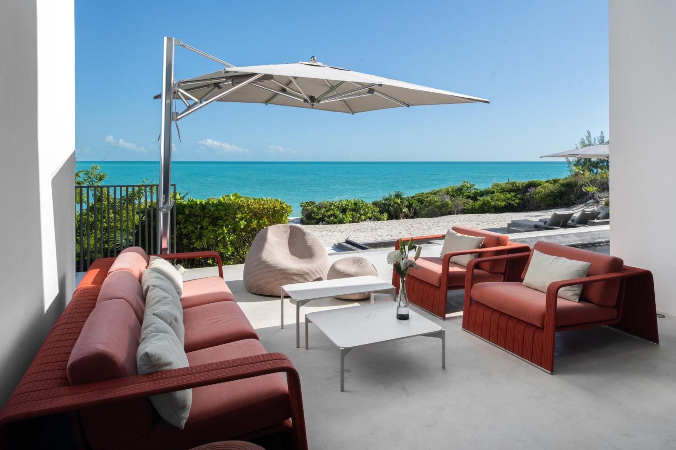 UXUE Villa 8 BR view 3