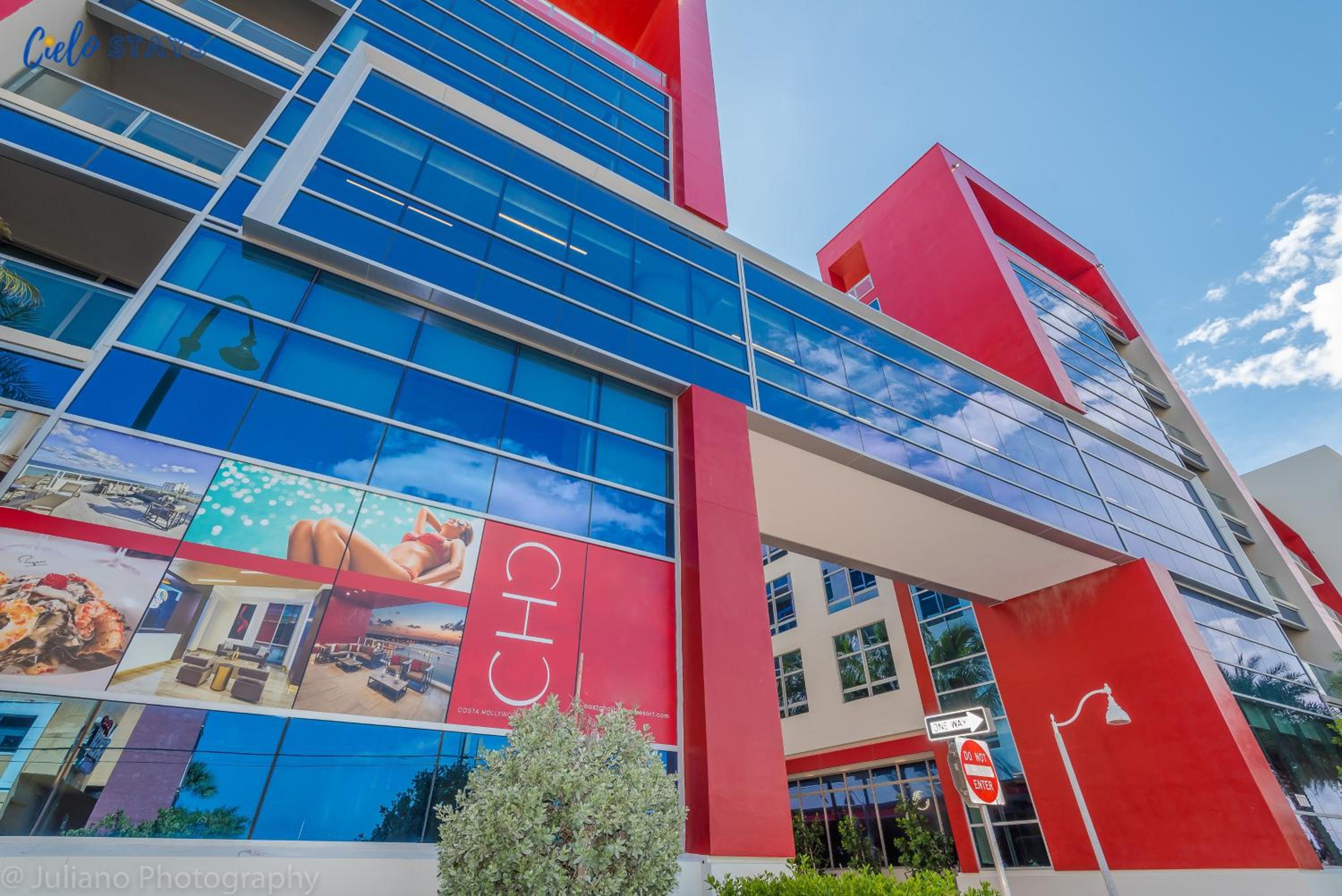 Hotel CH Luxury Condos & Studios On The Beach - Image 1