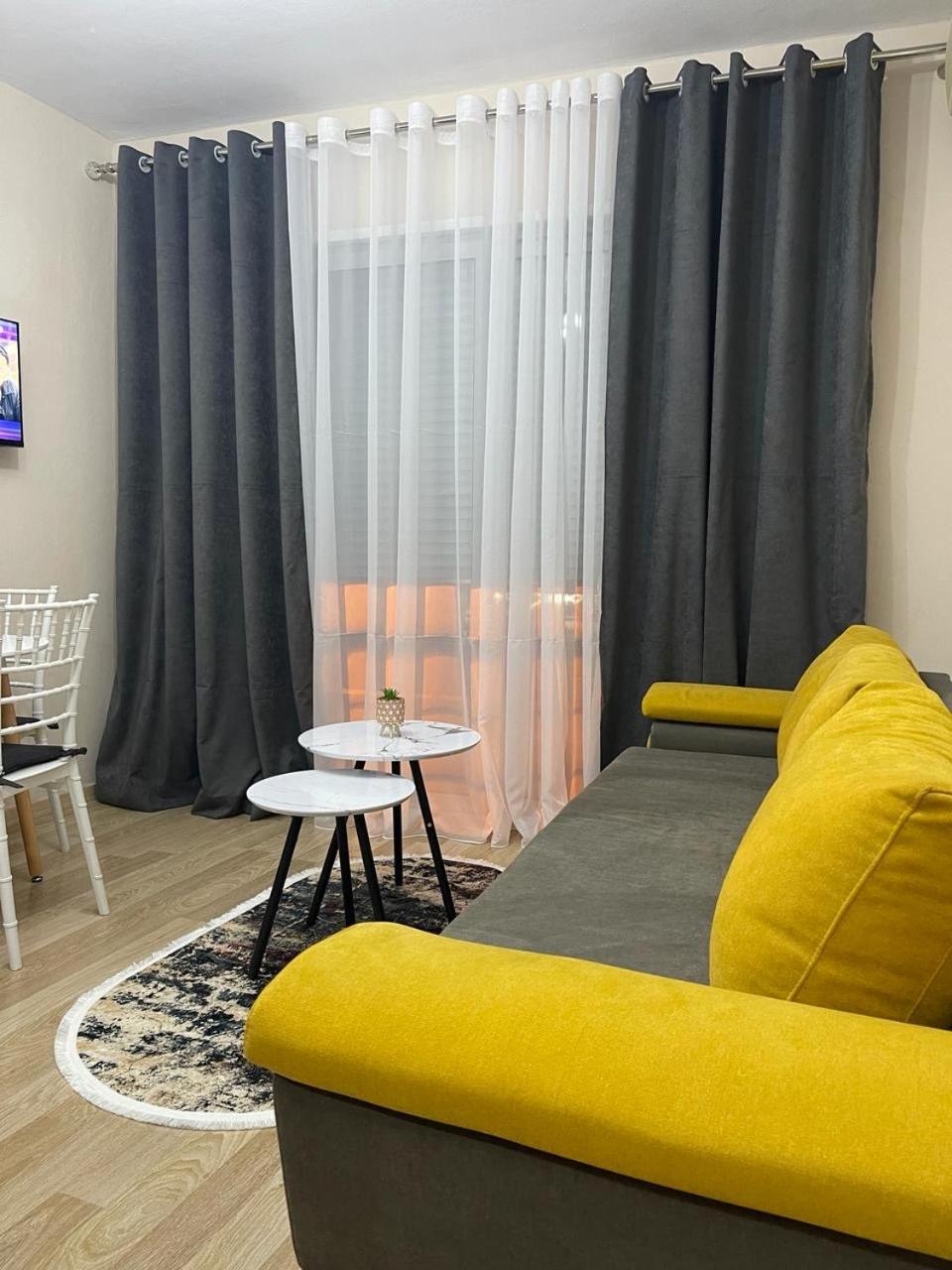 COMFORT APARTMENT City Center Tirana