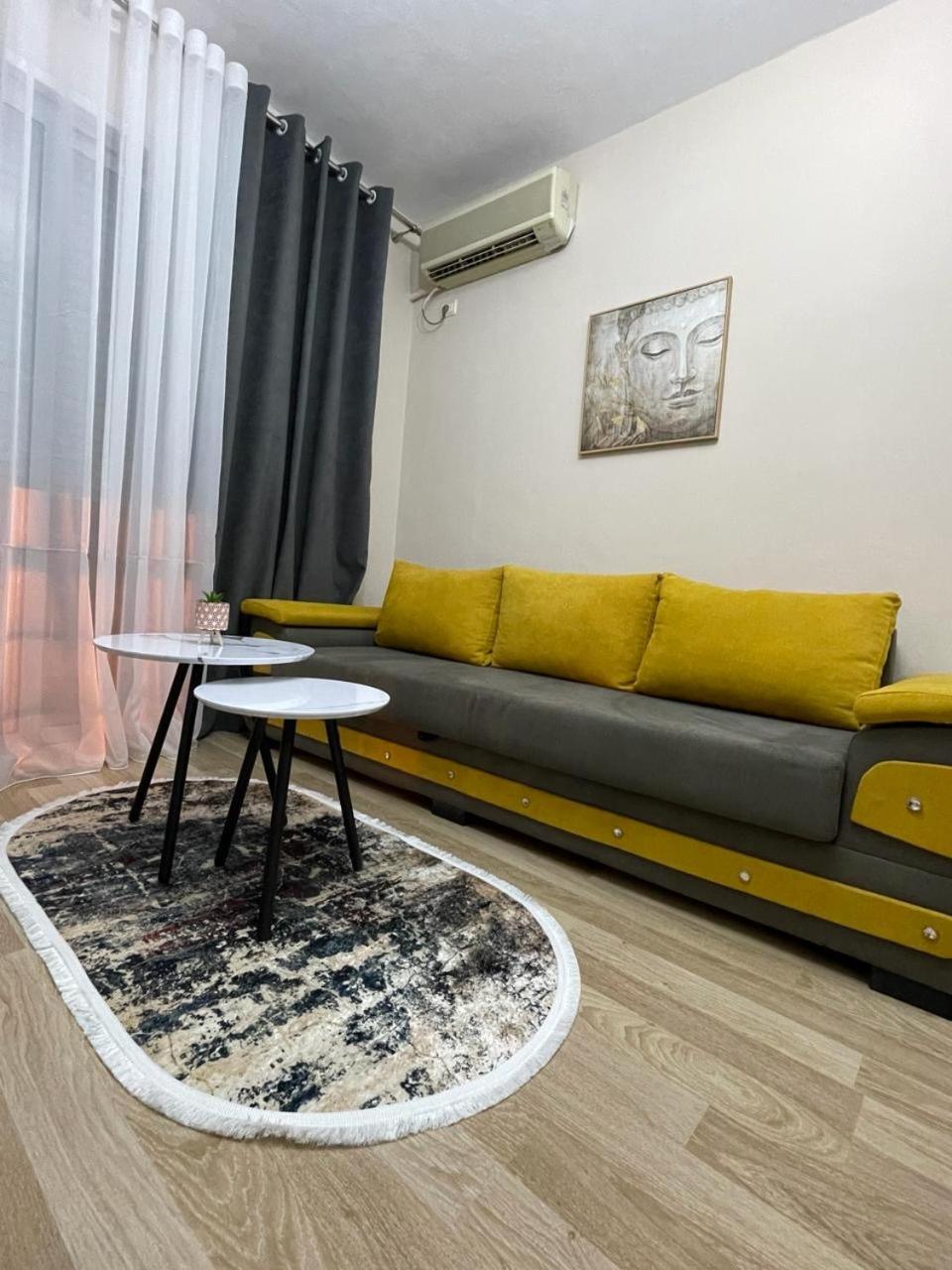 COMFORT APARTMENT City Center Tirana
