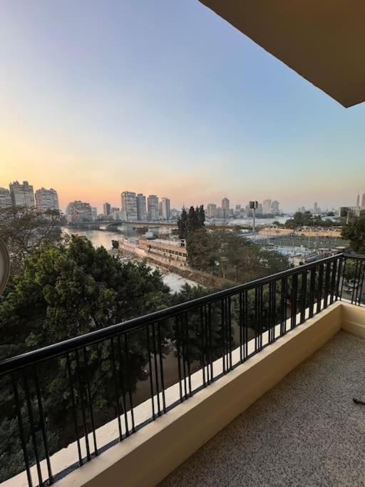 Nile Emerald - Central 1 BDR