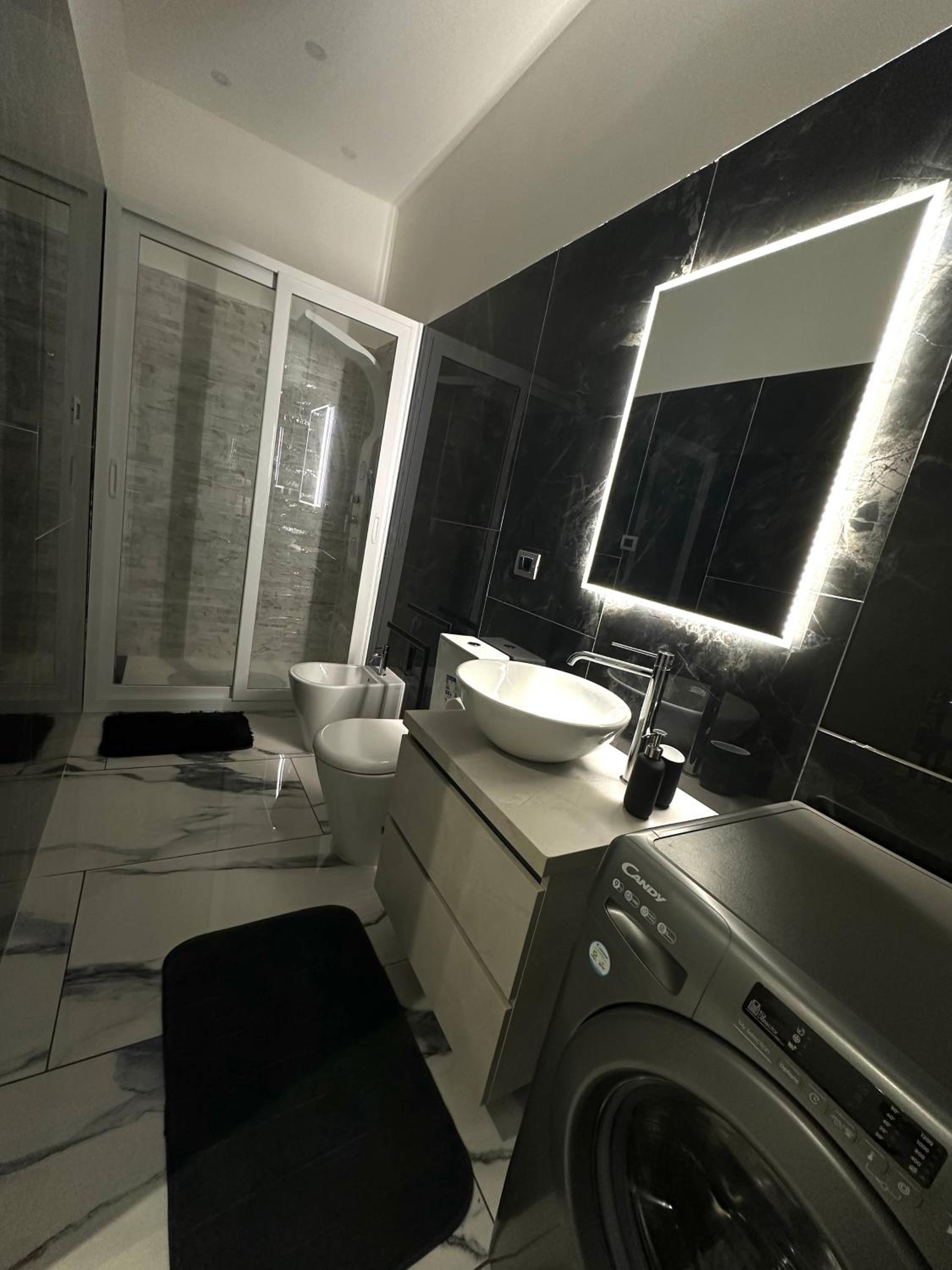 Naomi Luxury Home view 4