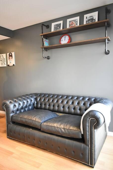 Belgrano Studio SOLD970-5C