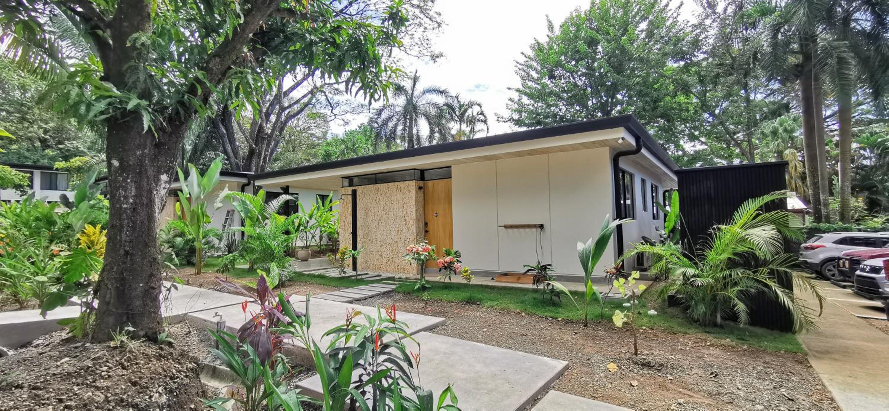 Casa Remy - Walk to the Beach and stay in a private compound! Pool, Kitchen, AC, Wi-Fi