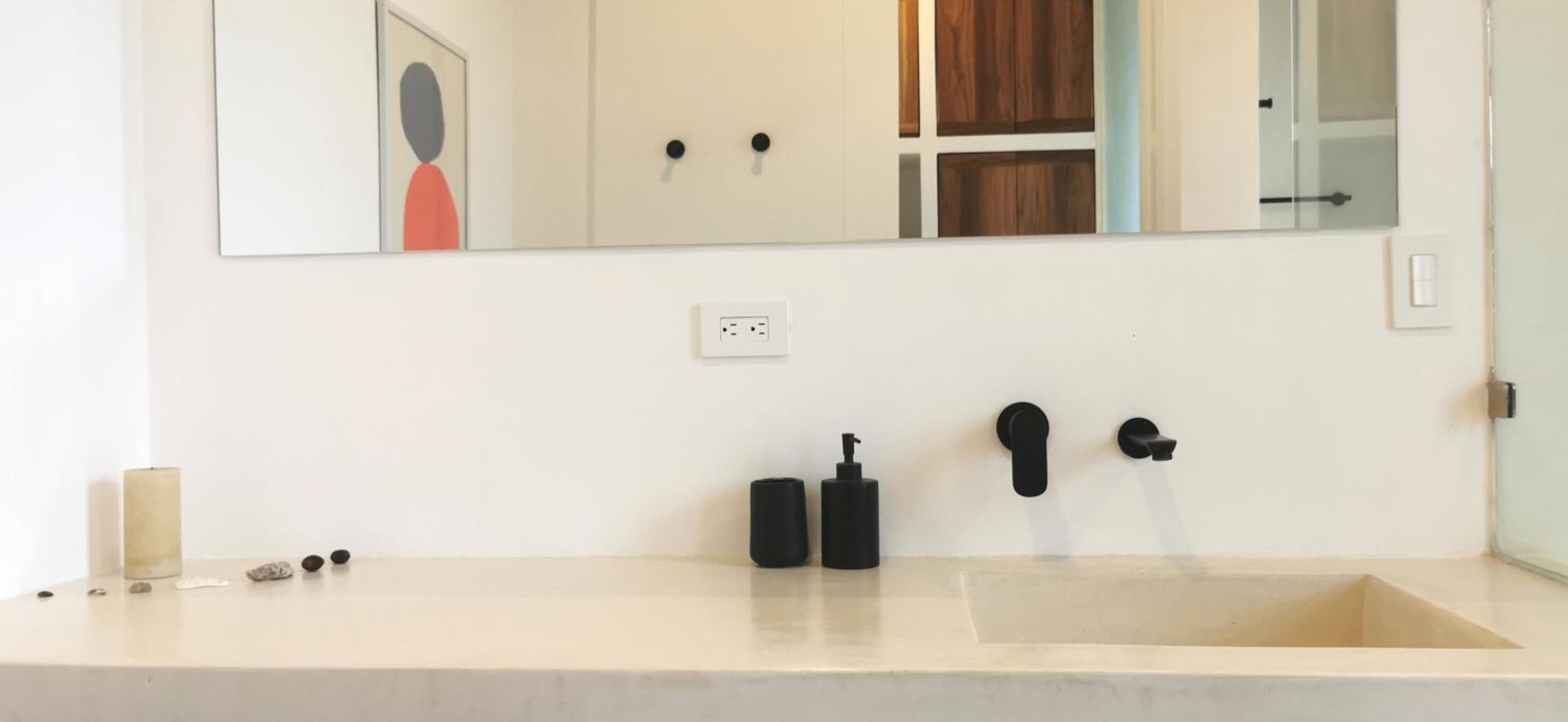 Casa Remy - Walk to the Beach and stay in a private compound! Pool, Kitchen, AC, Wi-Fi