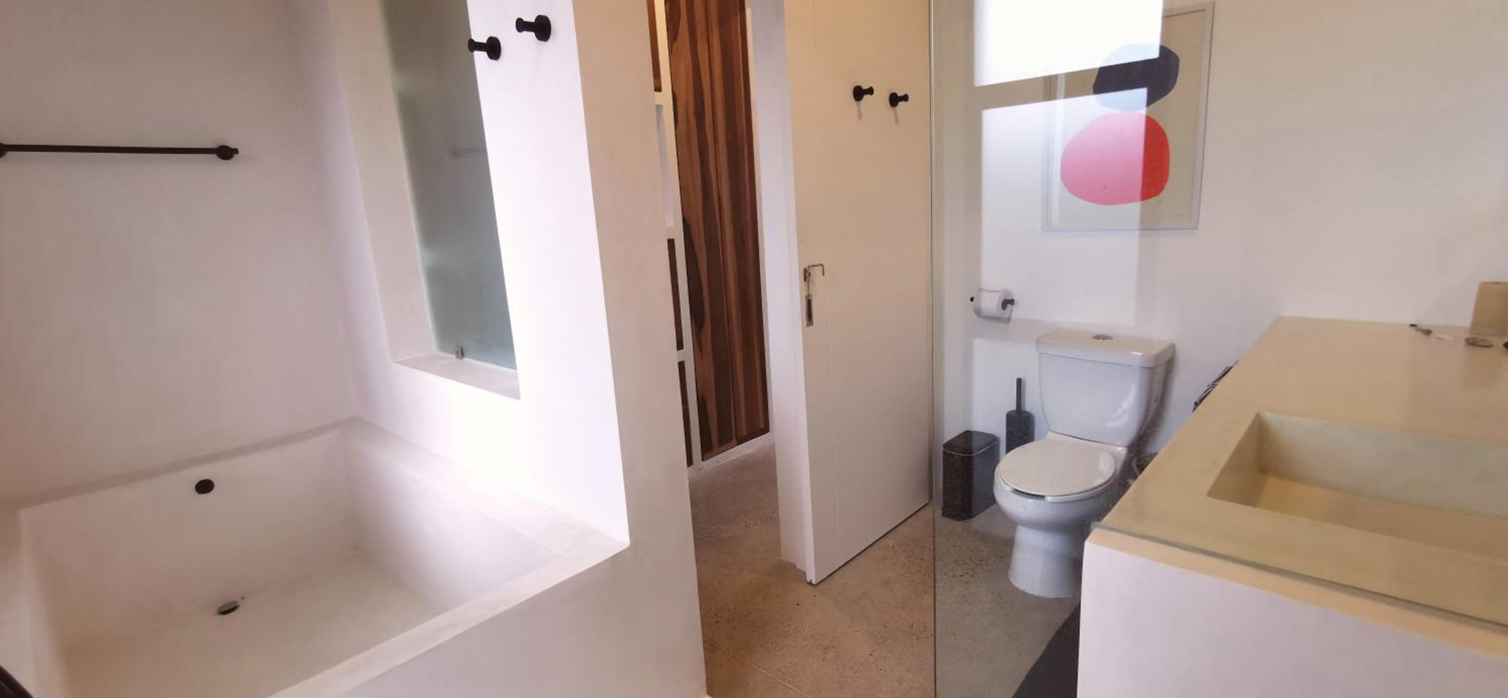 Casa Remy - Walk to the Beach and stay in a private compound! Pool, Kitchen, AC, Wi-Fi