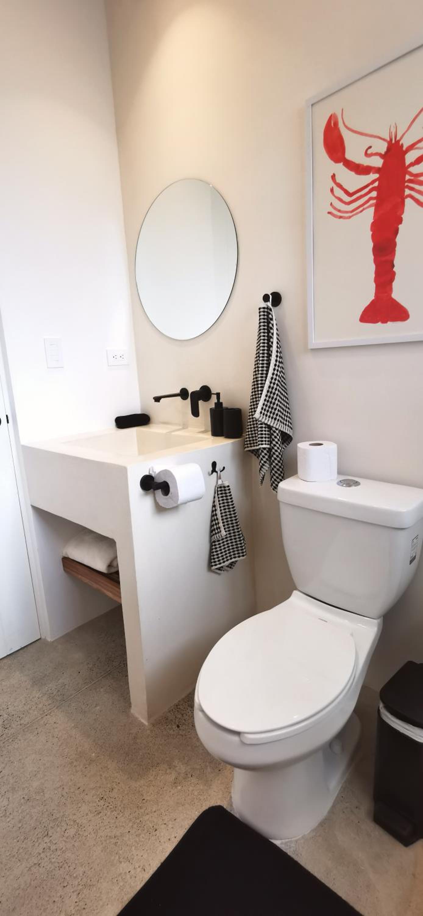Casa Remy - Walk to the Beach and stay in a private compound! Pool, Kitchen, AC, Wi-Fi