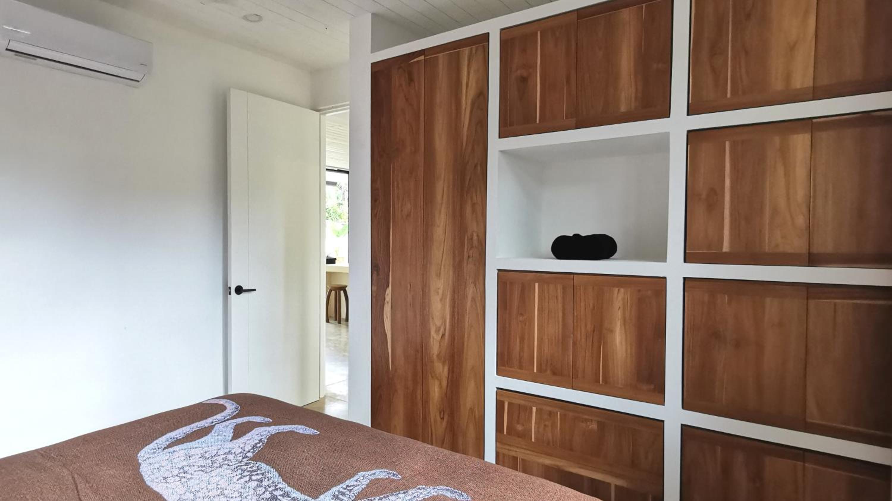 Casa Remy - Walk to the Beach and stay in a private compound! Pool, Kitchen, AC, Wi-Fi