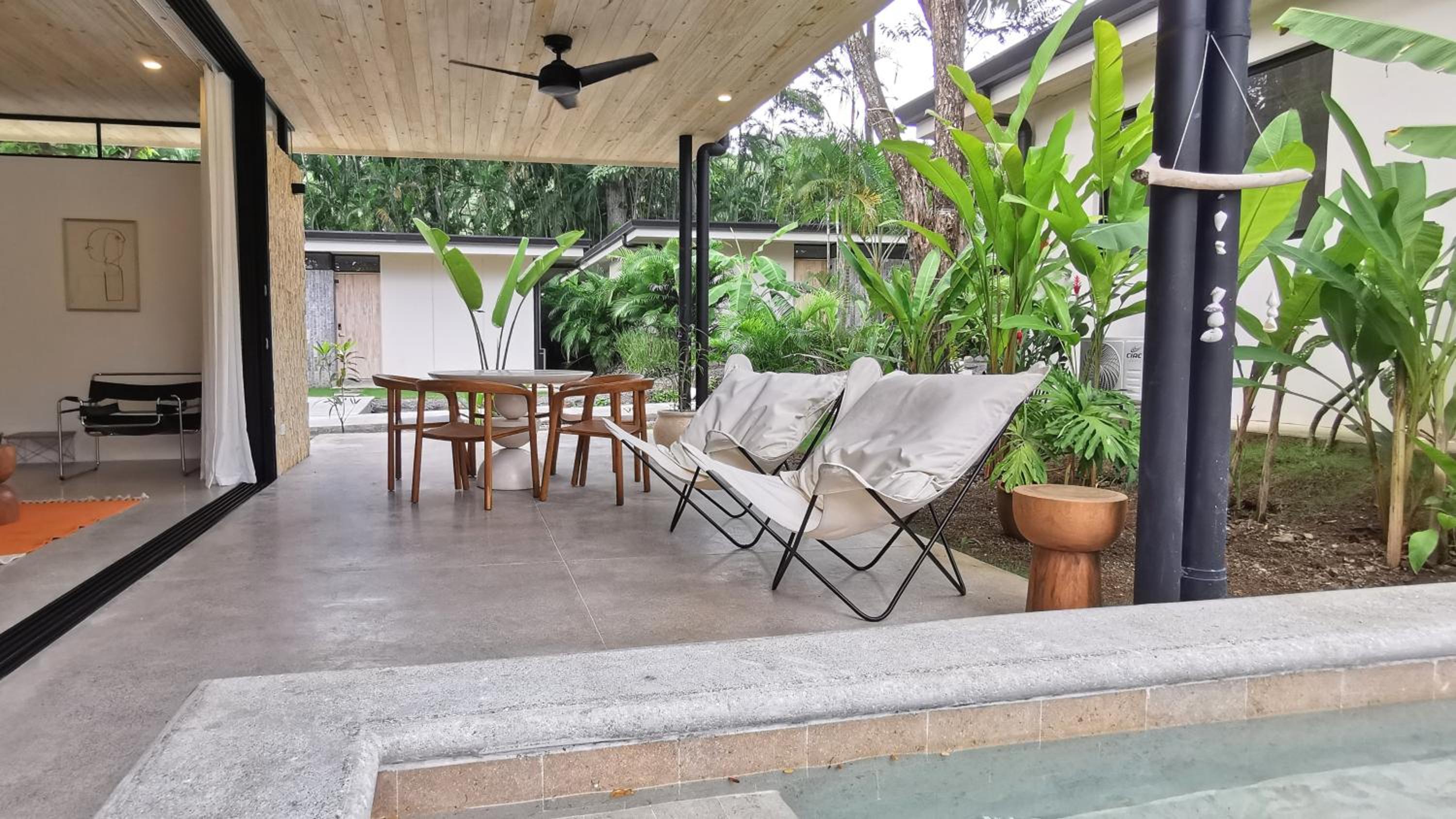 Casa Remy - Walk to the Beach and stay in a private compound! Pool, Kitchen, AC, Wi-Fi