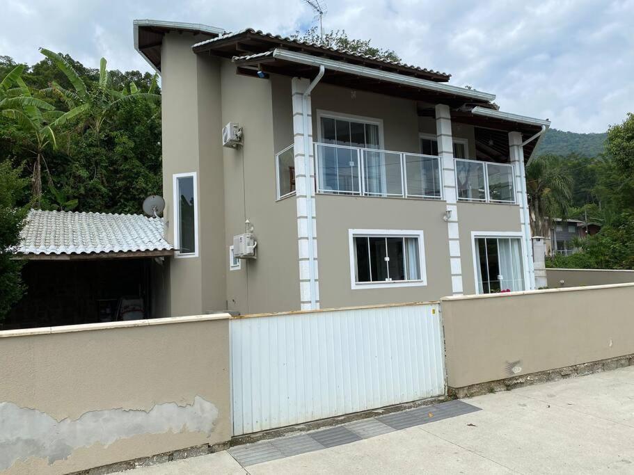 Casa Alto Padrão Frente A Praia