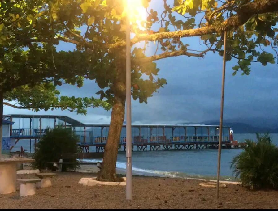 Casa Alto Padrão Frente A Praia