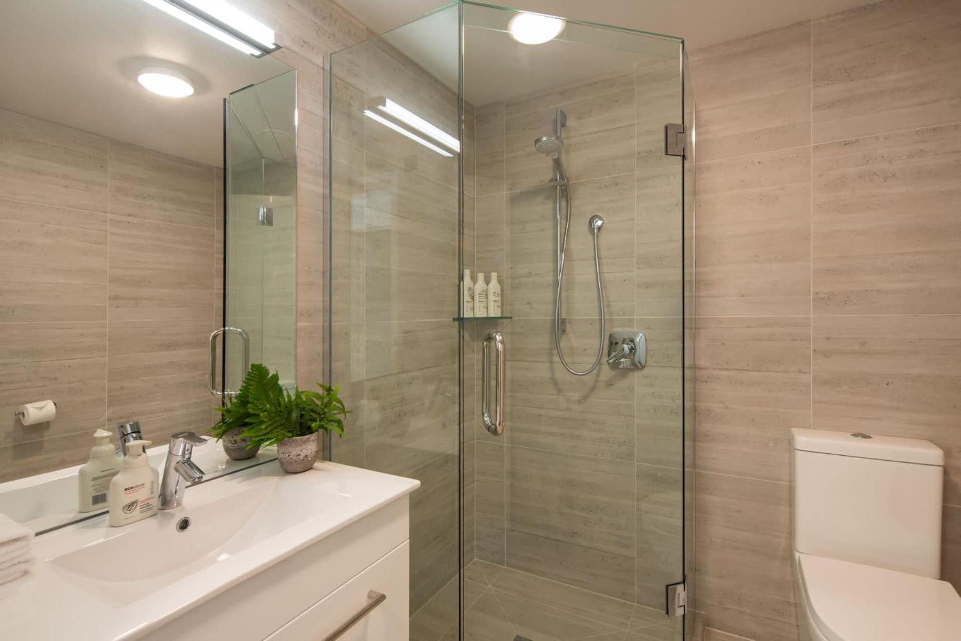 Hillside Villa 1- Walk To Town- AC- Free Parking view 3