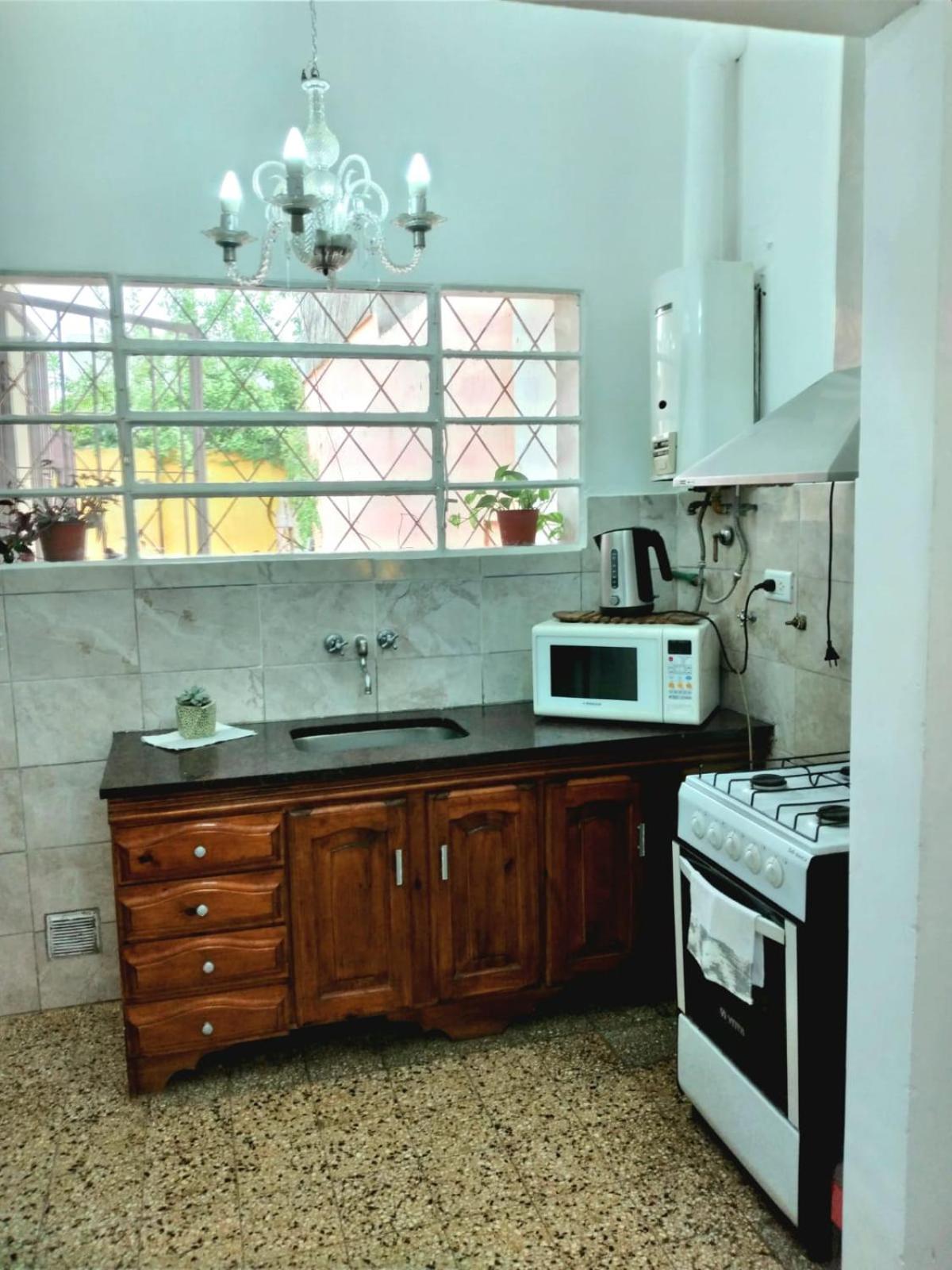 La Dorada , Casa entera en Excelente Zona Residencial con cochera techada